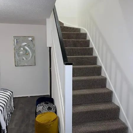 아파트 Newly Refurbished In Bradley Stoke, Near Cribbs Causeway, Bristol, For Long Stays, Group Stays, Contractors, Sleeps Up To 7 Guests, Free Parking!! *